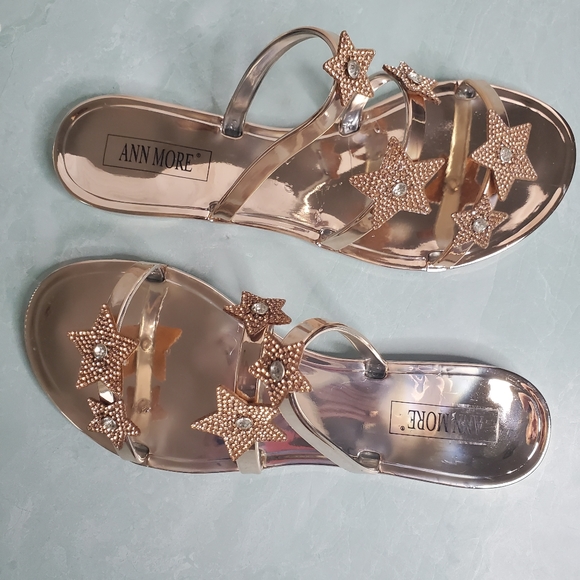 NEW Rose Gold Star Strap Sandals - Picture 8 of 9